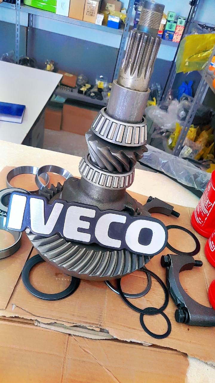 قطع غيار شاحنات إيفيكو